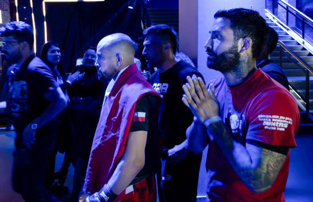 Sensei matias vasquez en pelea de mma